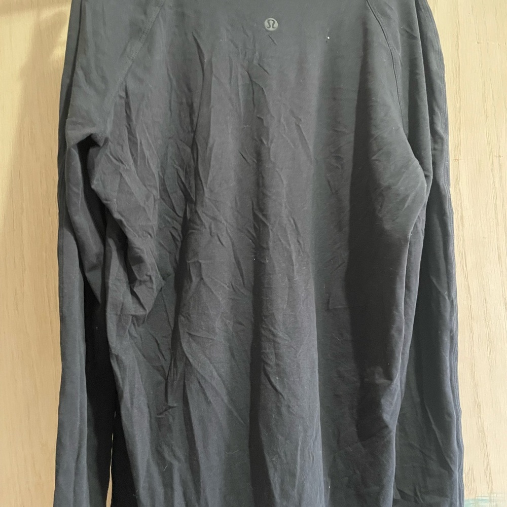 lululemon athletica black Long Sleeve Tee